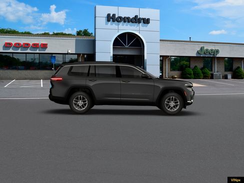 New 2026 Jeep Grand Cherokee L 4WD image 8