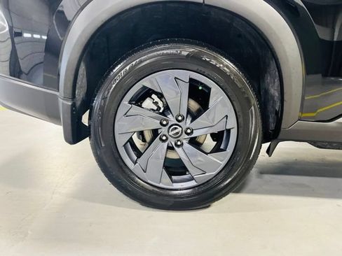 New 2026 Nissan Rogue SV FWD image 9