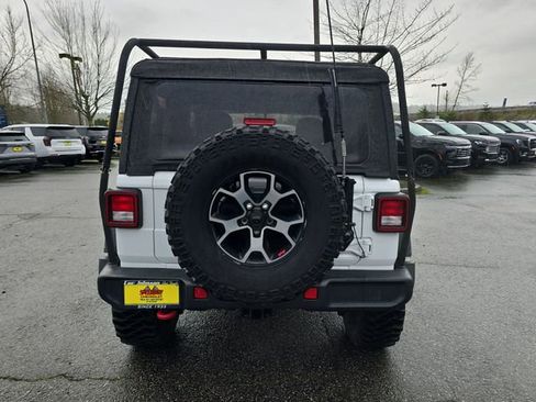 Used 2019 Jeep Wrangler Rubicon w/ Cold Weather Group image 5