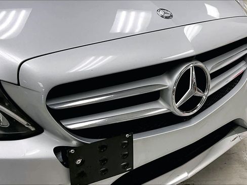 Used 2015 Mercedes-Benz C 300 4MATIC Sedan image 31