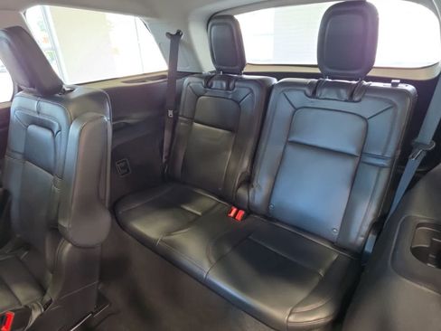 Used 2025 Lincoln Aviator Reserve w/ Equipment Group 201A AWD/4WD image 34