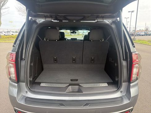 Used 2021 Chevrolet Tahoe RST w/ Luxury Package image 21