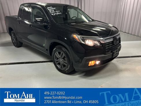Used 2019 Honda Ridgeline Sport image 1