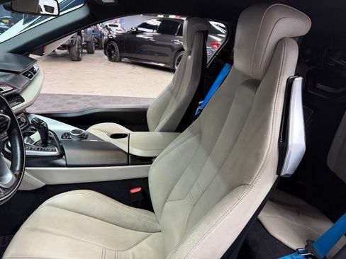 Used 2015 BMW i8 AWD/4WD image 34