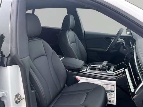New 2026 Audi Q8 Premium Plus AWD/4WD image 7
