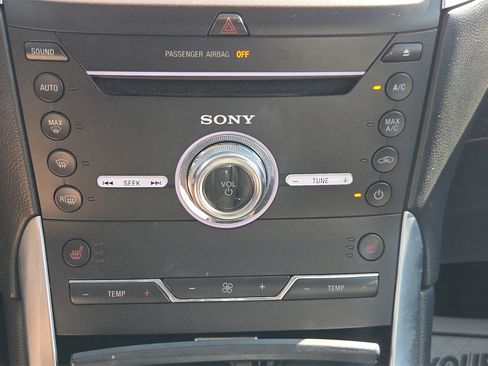 Used 2018 Ford Edge Titanium image 31