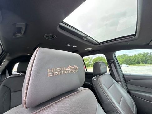 Used 2023 Chevrolet Traverse High Country w/ LPO, Floor Liner Package AWD/4WD image 26