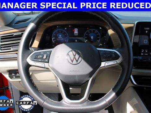 Certified 2024 Volkswagen Atlas SE image 11