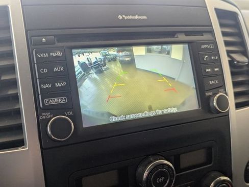 Used 2019 Nissan Frontier PRO-4X AWD/4WD image 16
