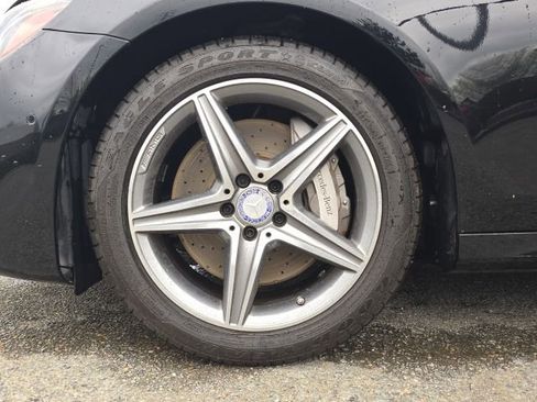 Used 2017 Mercedes-Benz E 300 4MATIC image 25