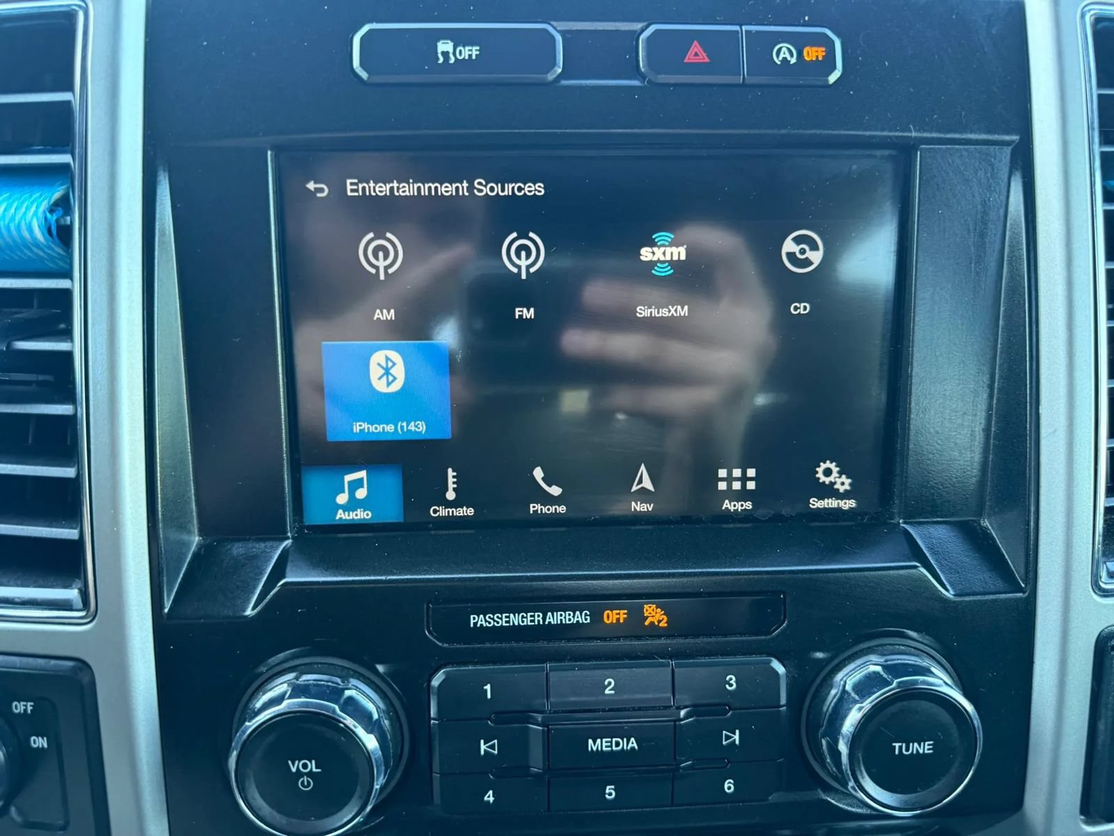 Used 2018 Ford F150 Lariat RWD image 42