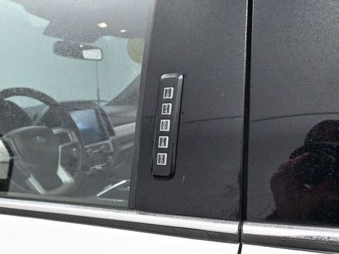 Used 2022 Ford F350 King Ranch w/ King Ranch Ultimate Package image 9