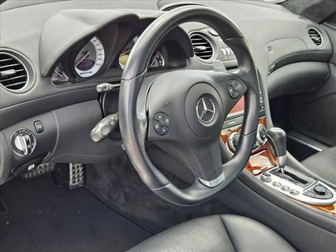 Used 2011 Mercedes-Benz SL 63 AMG image 7