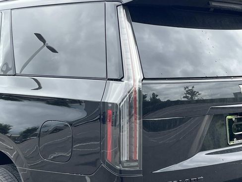 New 2026 Cadillac Escalade Platinum Sport AWD/4WD image 10