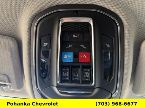 Used 2022 Jeep Grand Cherokee L Limited w/ Luxury Tech Group II AWD/4WD image 22