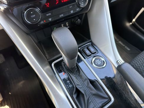 Used 2025 Mitsubishi Eclipse Cross LE AWD/4WD image 21