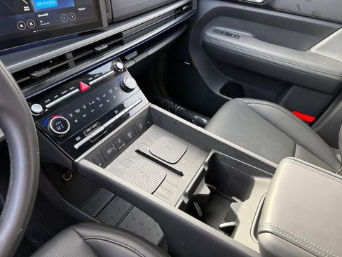 Certified 2025 Hyundai Santa Fe Calligraphy image 13