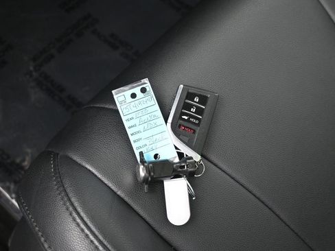 Used 2022 Acura MDX FWD image 19