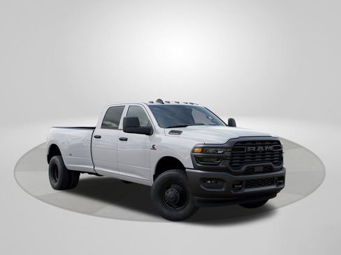 New 2026 RAM 3500 Tradesman AWD/4WD image 5