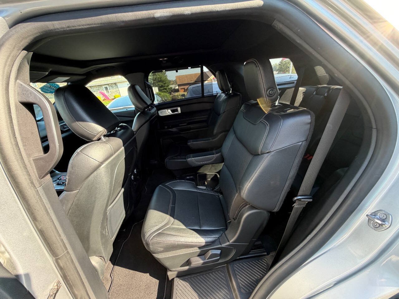 Used 2020 Ford Explorer ST w/ Premium Technology Package AWD/4WD image 16