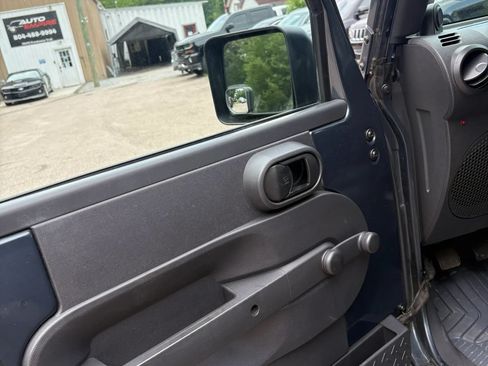 Used 2008 Jeep Wrangler X AWD/4WD image 29