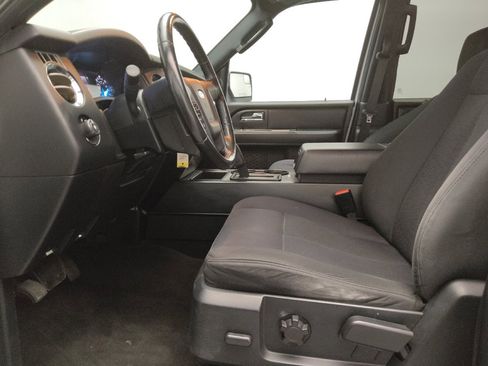 Used 2017 Ford Expedition EL XL w/ Equipment Group 101A image 17