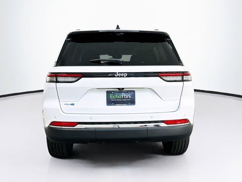 Used 2022 Jeep Grand Cherokee Limited 4xe w/ Luxury Tech Group II AWD/4WD image 7