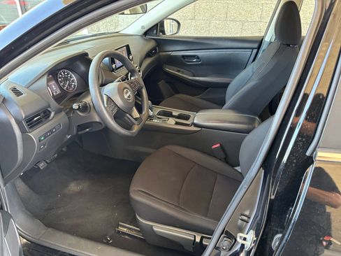 Used 2025 Nissan Sentra S FWD image 24