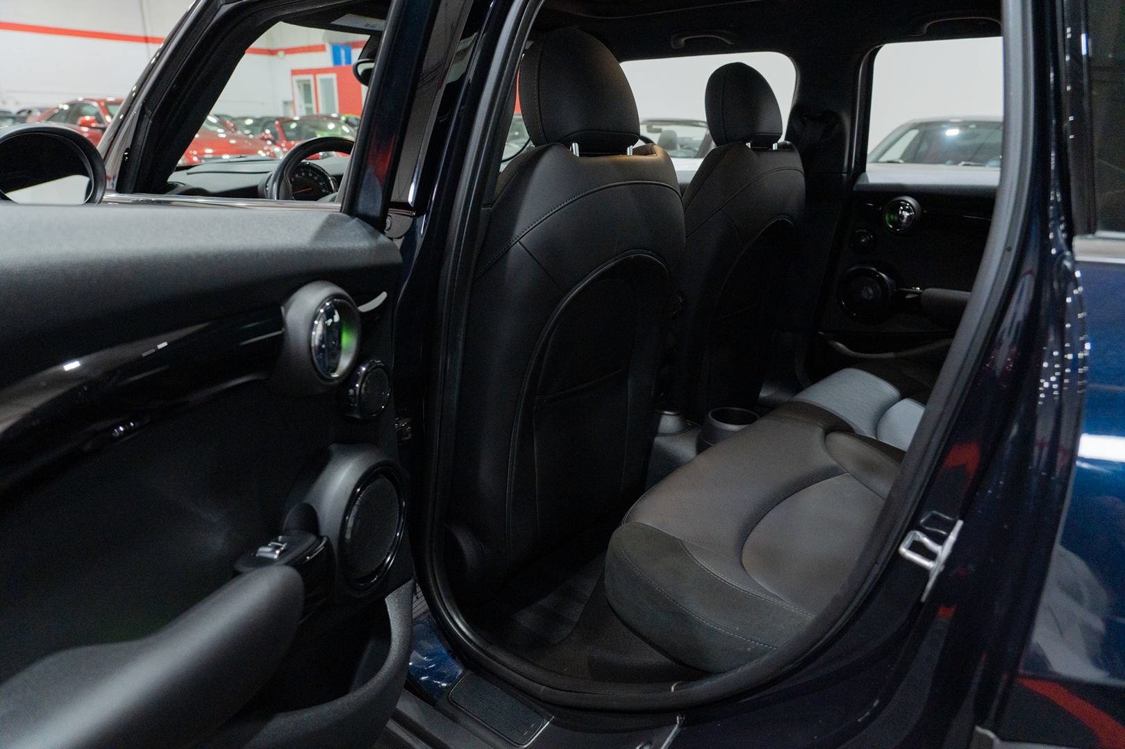 Used 2020 MINI Cooper S w/ Driver Assistance Package FWD image 17