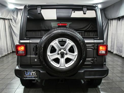 Used 2019 Jeep Wrangler Unlimited Sport S image 5