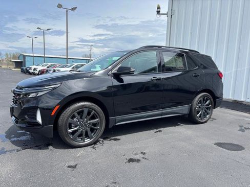 Used 2023 Chevrolet Equinox RS w/ RS Leather Package AWD/4WD image 1