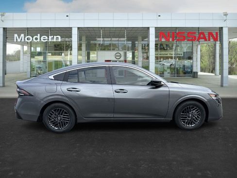 New 2026 Nissan Sentra SV image 6