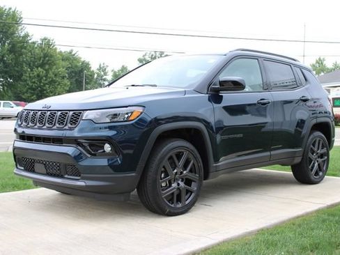New 2026 Jeep Compass Limited w/ Sun, Sound & Navigation Group AWD/4WD image 8