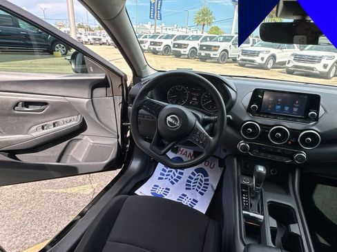 Used 2024 Nissan Sentra S FWD image 33