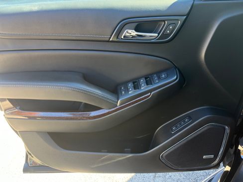 Used 2018 GMC Yukon SLT w/ HD Trailering Package image 25