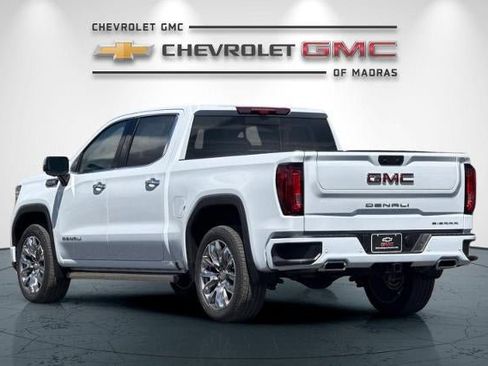 New 2026 GMC Sierra 1500 Denali w/ Denali Reserve Package AWD/4WD image 5