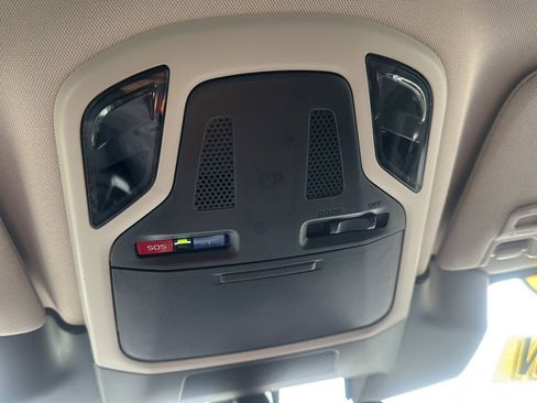 Used 2024 Subaru Outback Premium image 38