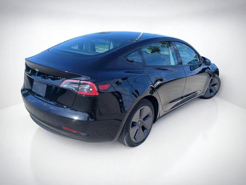 Used 2023 Tesla Model 3 Standard Range RWD image 4