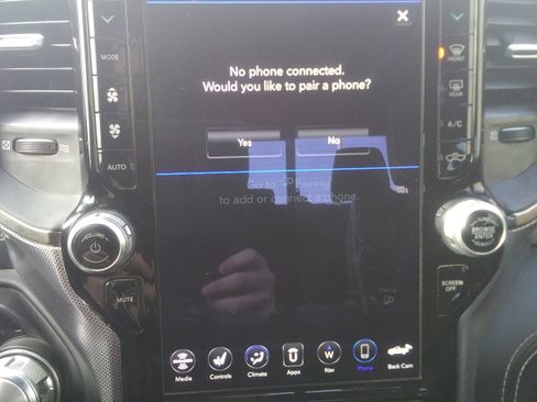 Used 2021 RAM 1500 Limited w/ Body Color Bumper Group image 30