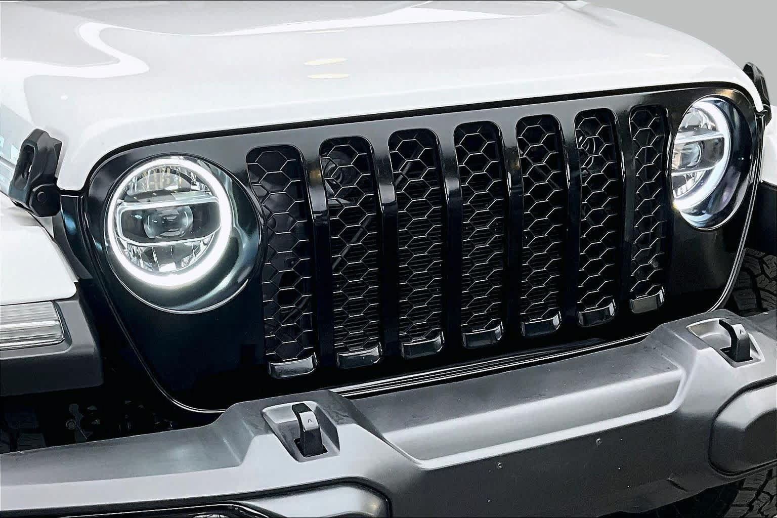 Used 2022 Jeep Gladiator Sport AWD/4WD image 30