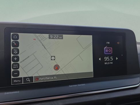 Used 2022 Kia Telluride SX w/ Towing Package FWD image 27