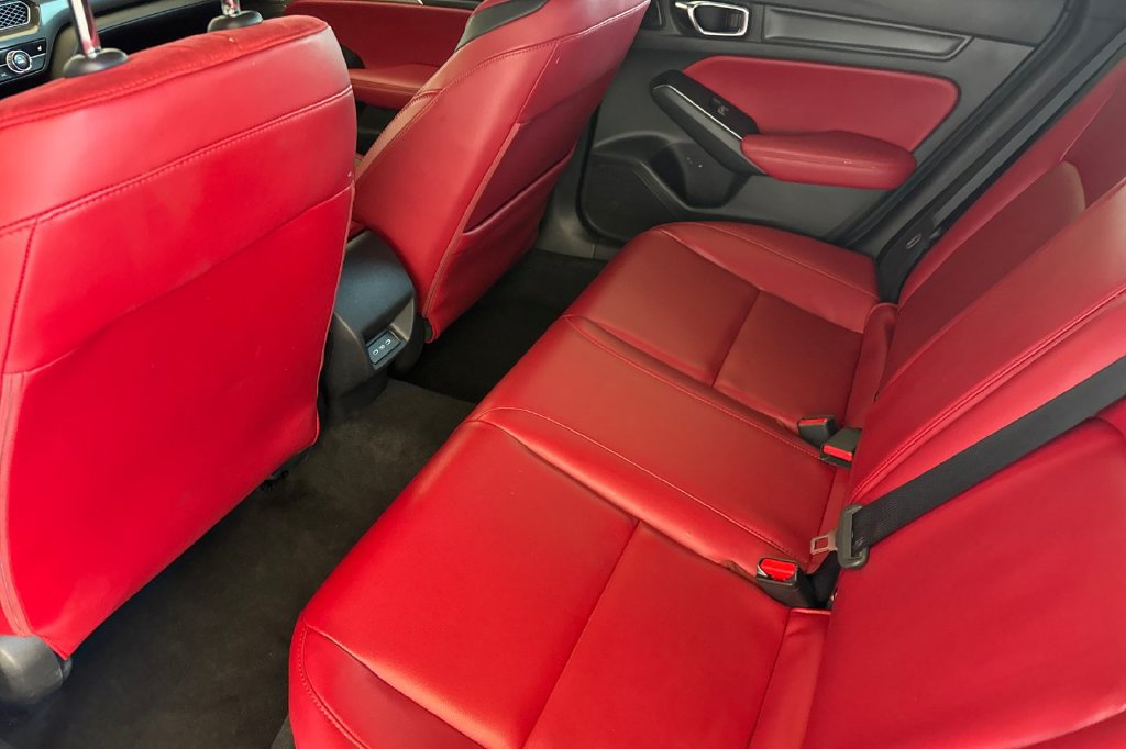 Certified 2025 Acura Integra A-Spec w/ Technology Package FWD image 6