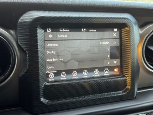 Used 2023 Jeep Wrangler Unlimited Sport AWD/4WD image 65
