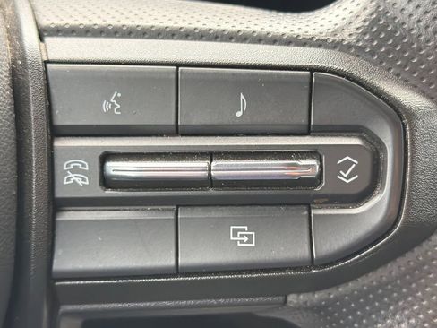 Used 2023 Chevrolet Colorado Trail Boss image 19