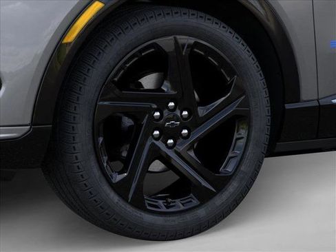 New 2026 Chevrolet Equinox EV RS image 9