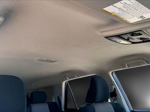 Used 2016 Toyota 4Runner SR5 image 17