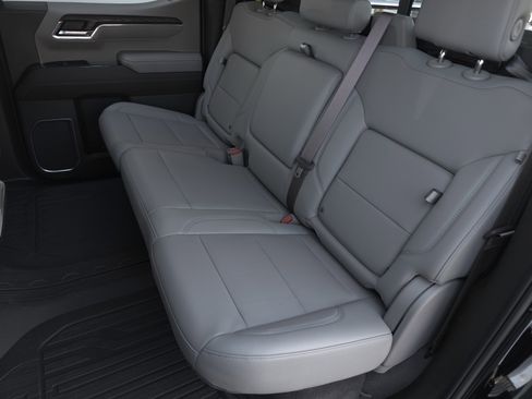 Used 2024 GMC Sierra 1500 SLT w/ SLT Premium Plus Package image 30