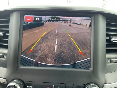 Used 2024 RAM 2500 Big Horn AWD/4WD image 20