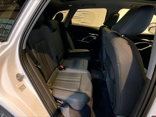 New 2026 Audi Q5 2.0T AWD/4WD image 12