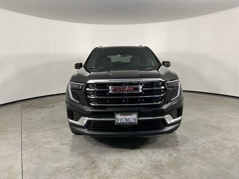 Used 2026 GMC Acadia Elevation FWD image 3